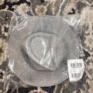 J. Crew | Accessories | J Crew Knit Pompom Beanie Hat Women  display picture 2